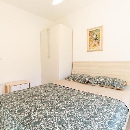 Val Villa Peroj Bagian luar foto