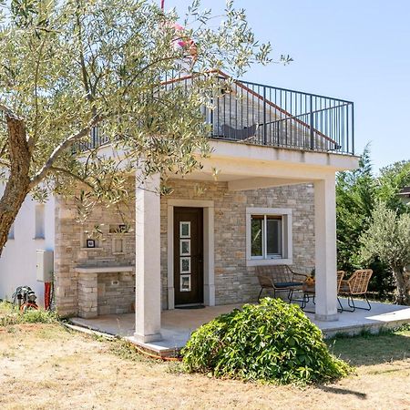Val Villa Peroj Bagian luar foto